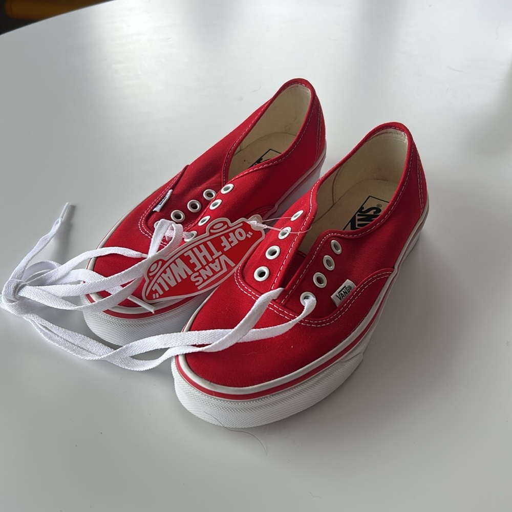 Vans Authentic Lace Up Shoe Red 7.5W / 6.0M - Picture 2 of 3